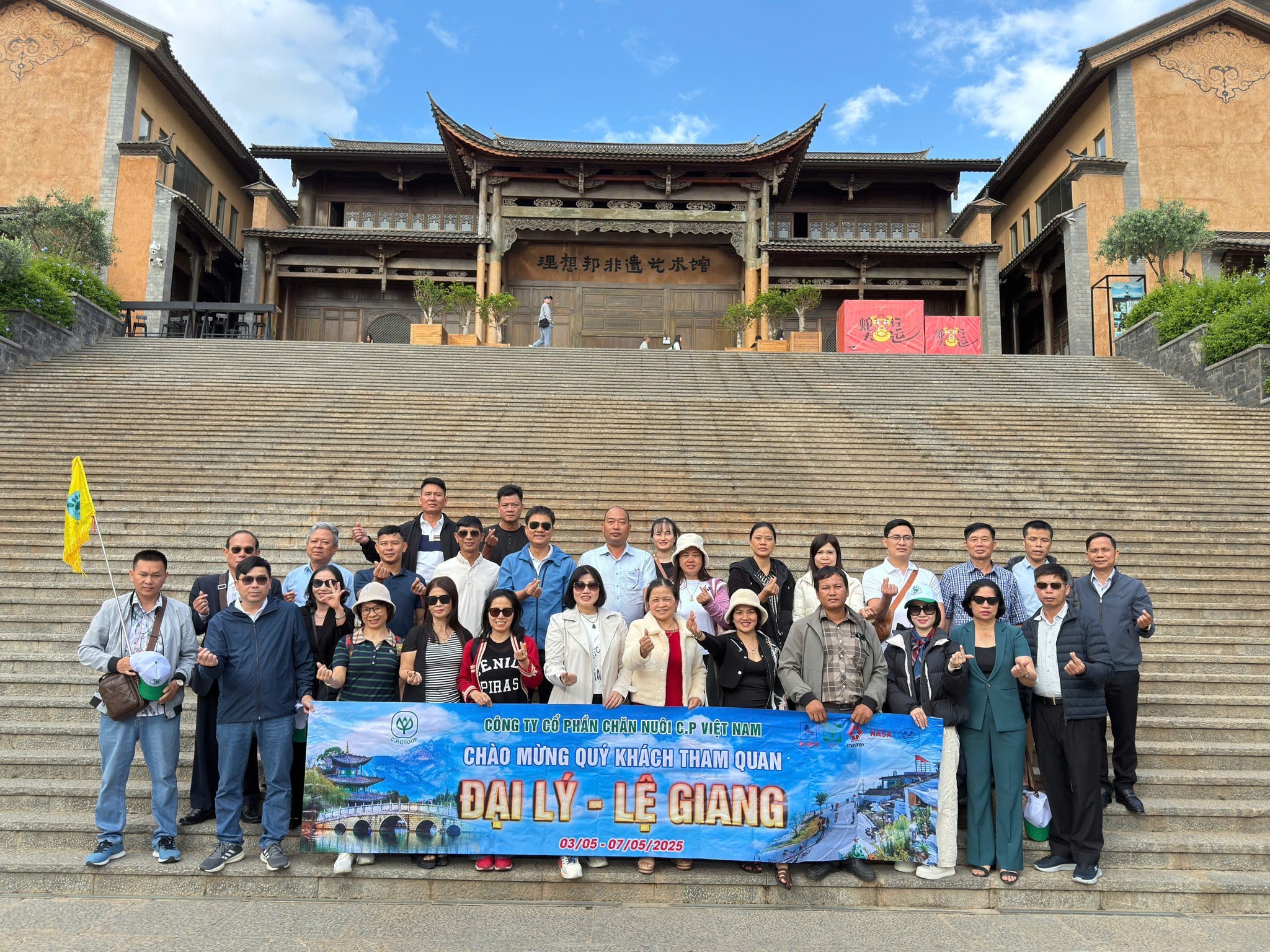 Hành trình trở về chốn cổ xưa – khám phá Đại Lý, Lệ Giang cùng Vietfoot Travel!