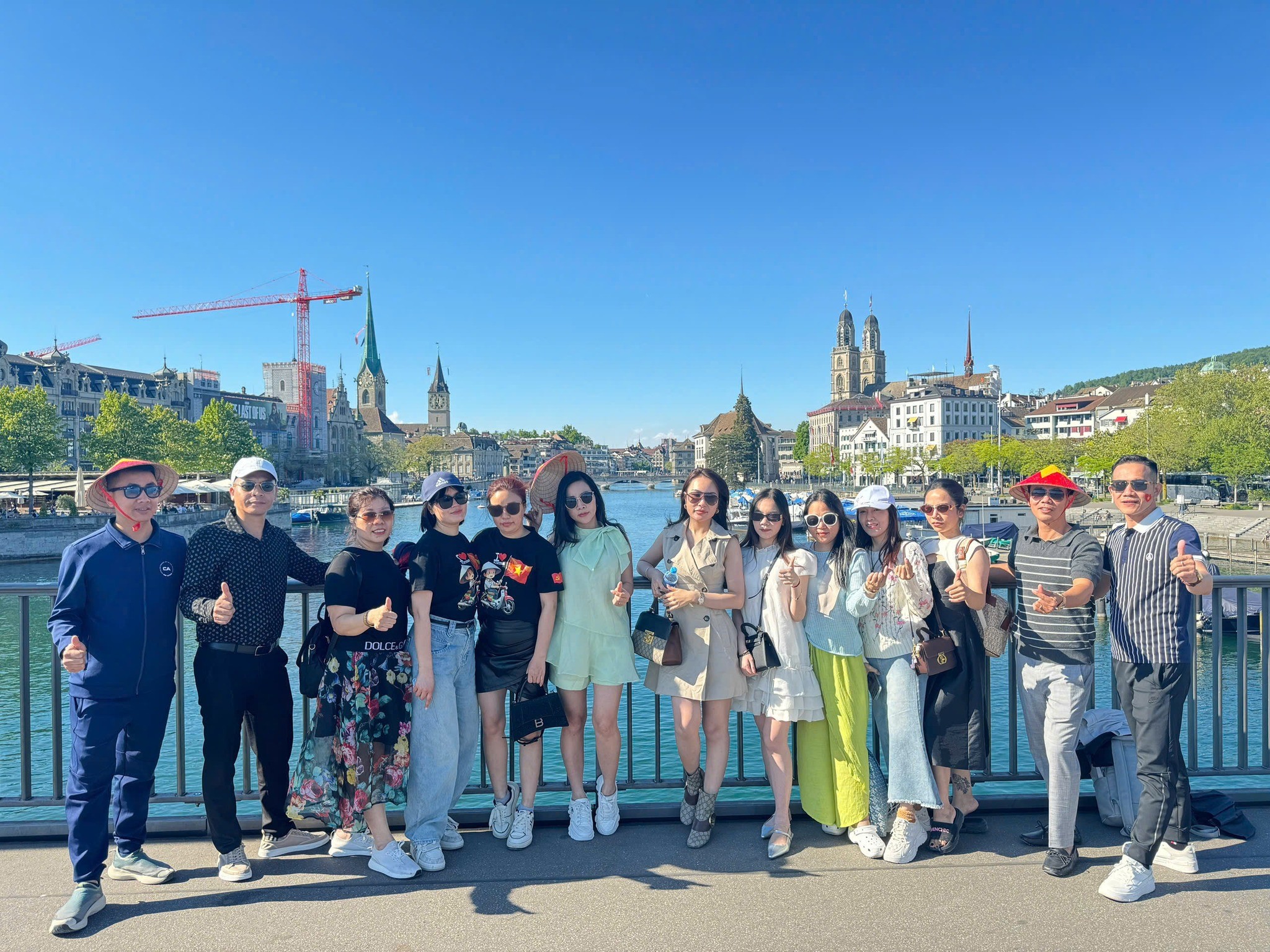 Hành trình khám phá châu Âu