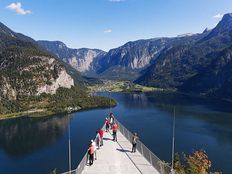 Khám phá Hallstatt Skywalk đẹp như một bức tranh