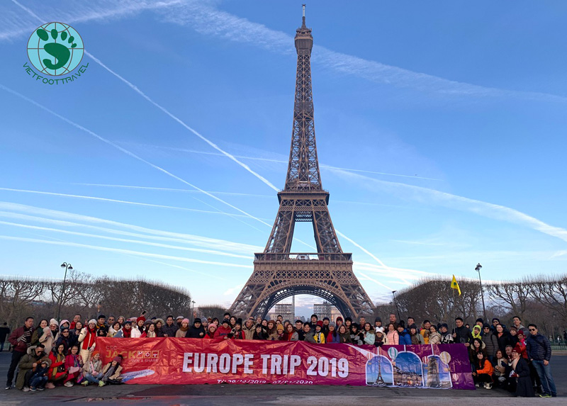 Du khách Việt đón năm mới 2020 tại Châu Âu
